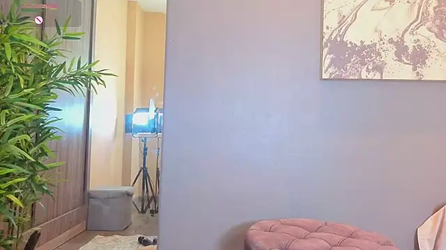 Karlie moore  online show from 05-22-26, 01:17