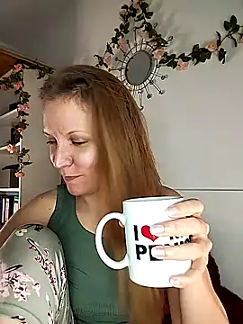 Candy Cougar online show from 05-12-26, 07:05