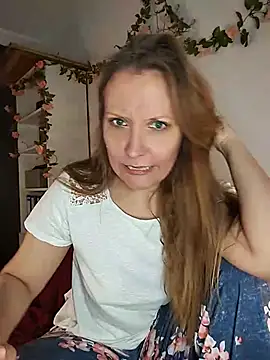 Candy Cougar online show from 05-16-26, 06:54