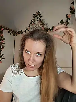 Candy Cougar online show from 05-18-26, 06:52