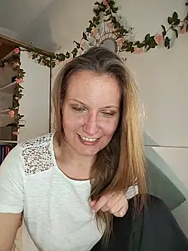 Candy Cougar online show from 05-22-26, 01:06