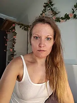 Candy Cougar online show from 05-26-26, 06:53