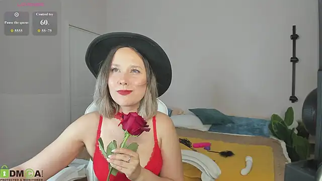Nikki Mi1k online show from 06-17-26, 02:07
