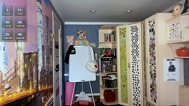 MonicaHolt online show from 05-20-26, 11:05
