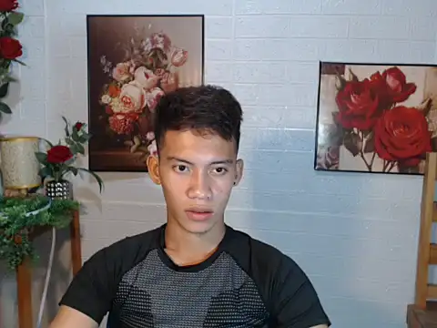 Snapshot of shawn_cole chatting on 07-14-26, 12:33 shawn cole online show from 07-14-26, 12:33