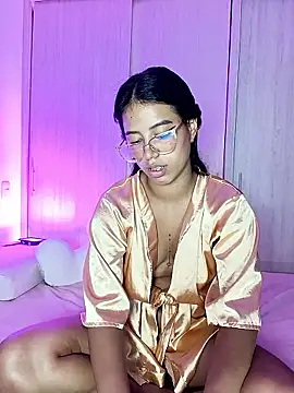 Raven stonee01 online show from 05-27-26, 01:57