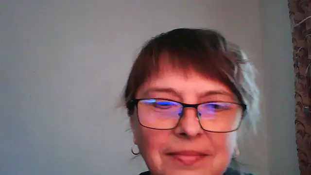 Snapshot of ElizabethGorden chatting on 05-04-26, 01:18 ElizabethGorden online show from 05-04-26, 01:18