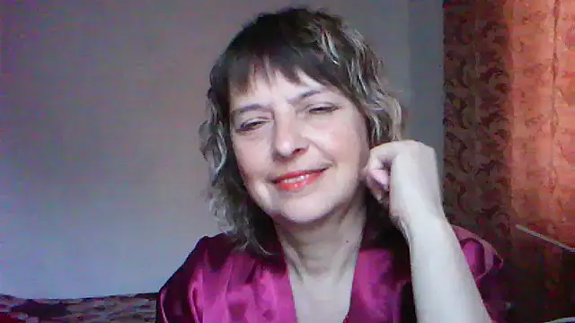 Snapshot of ElizabethGorden chatting on 05-07-26, 03:01 ElizabethGorden online show from 05-07-26, 03:01