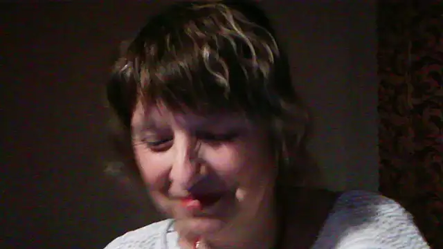 Snapshot of ElizabethGorden chatting on 05-07-26, 06:35 ElizabethGorden online show from 05-07-26, 06:35