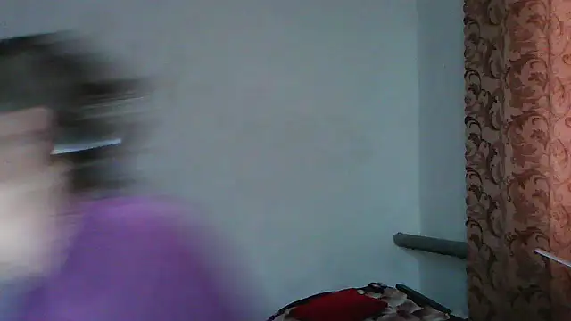 Snapshot of ElizabethGorden chatting on 05-12-26, 12:57 ElizabethGorden online show from 05-12-26, 12:57