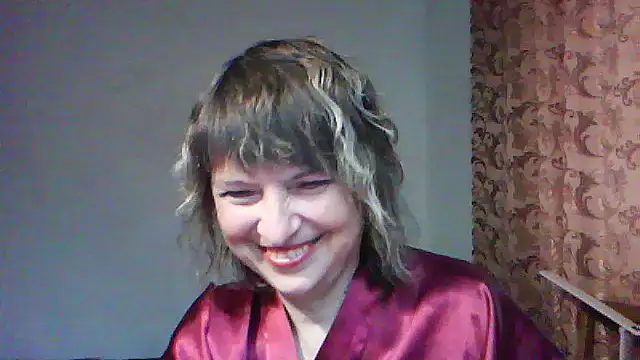 Snapshot of ElizabethGorden chatting on 05-18-26, 04:07 ElizabethGorden online show from 05-18-26, 04:07