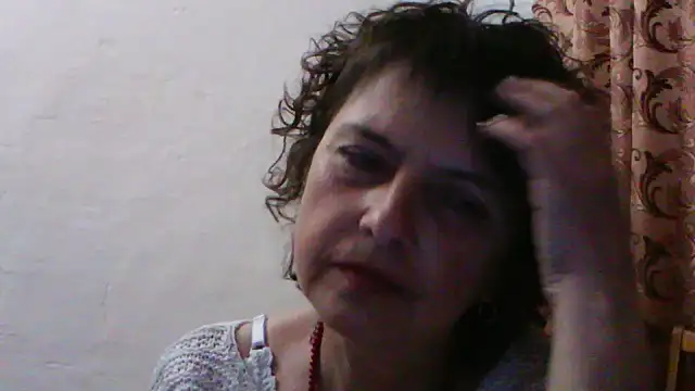 Snapshot of ElizabethGorden chatting on 05-22-26, 05:51 ElizabethGorden online show from 05-22-26, 05:51