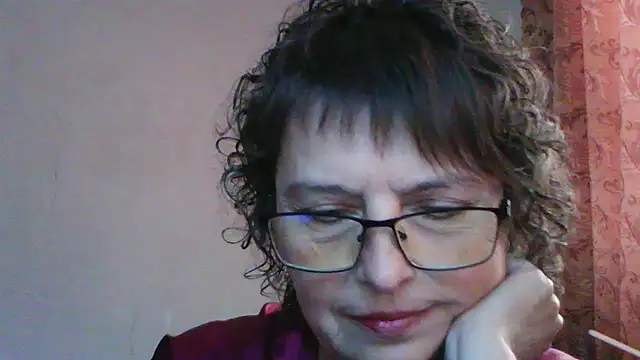 Snapshot of ElizabethGorden chatting on 05-24-26, 03:33 ElizabethGorden online show from 05-24-26, 03:33