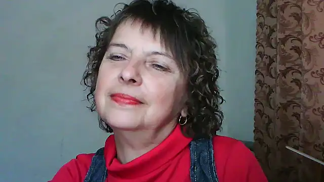 Snapshot of ElizabethGorden chatting on 05-26-26, 10:33 ElizabethGorden online show from 05-26-26, 10:33