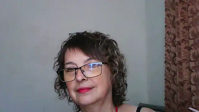 ElizabethGorden online show from 06-10-26, 10:47
