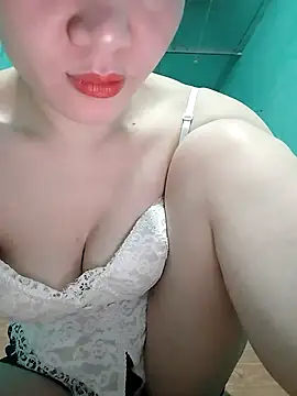 Snapshot of Chu_sexyy chatting on 05-30-26, 01:19 Chu sexyy online show from 05-30-26, 01:19