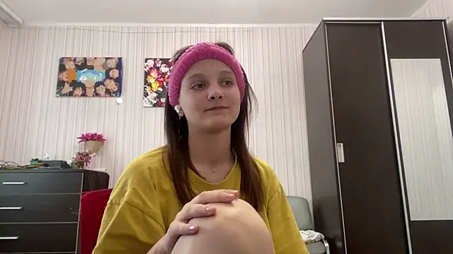 LavetaGossage online show from 05-07-26, 03:17