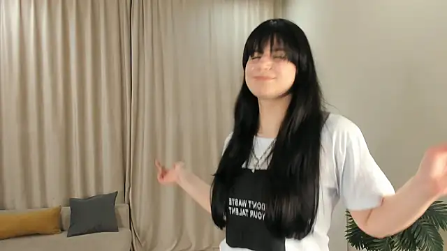 Snapshot of GrayceDeclet chatting on 05-14-26, 05:53 GrayceDeclet online show from 05-14-26, 05:53