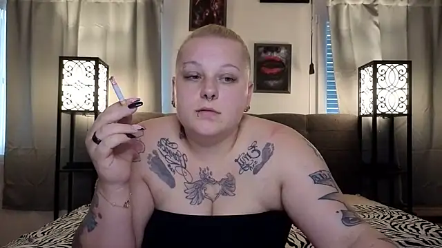 Lady Peggi online show from 05-15-26, 03:19