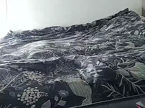 Carlyfr online show from 11-27-25, 08:11