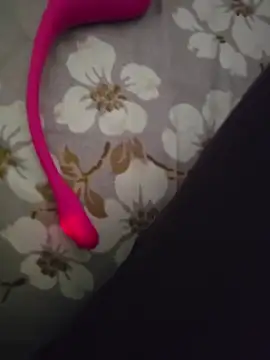 sluttytitties69 online show from 07-09-26, 06:17