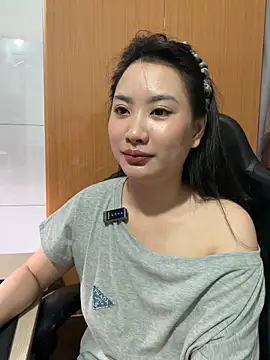 Bella439 online show from 05-11-26, 04:04
