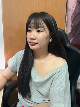 Bella439 online show from 05-18-26, 03:57