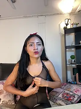 Karol Wilde online show from 05-19-26, 01:00