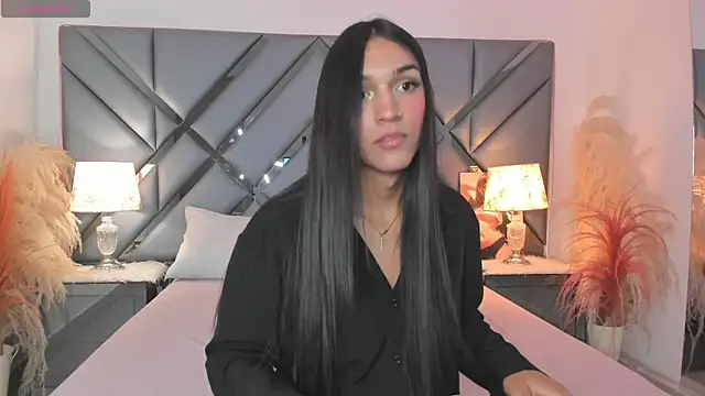 MadisonHerrera online show from 06-17-26, 05:47