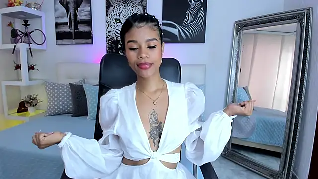 Snapshot of lilith-lior chatting on 05-12-26, 12:24 lilith-lior online show from 05-12-26, 12:24