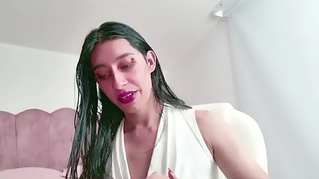 Alexadomina22 online show from 06-13-26, 04:16