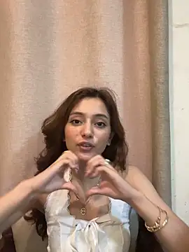 Lilywant online show from 05-17-26, 11:17