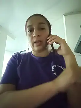 Snapshot of Tumilf chatting on 05-14-26, 12:39 Tumilf online show from 05-14-26, 12:39