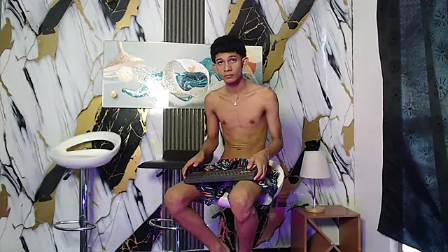 TWINKS BOYSX online show from 05-10-26, 02:11