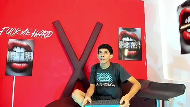 TWINKS BOYSX online show from 05-22-26, 01:28