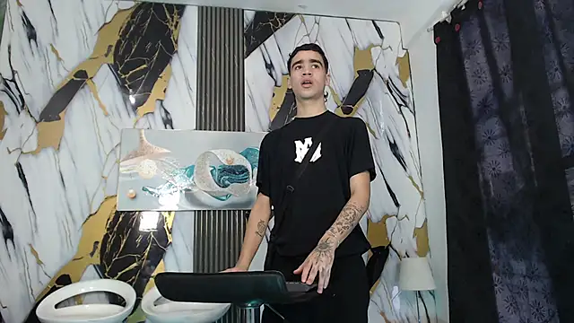 TWINKS BOYSX online show from 05-27-26, 01:30
