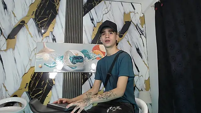 TWINKS BOYSX online show from 05-28-26, 03:09