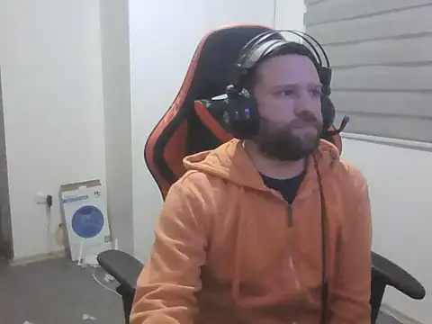 Giingz22 online show from 05-30-26, 04:53
