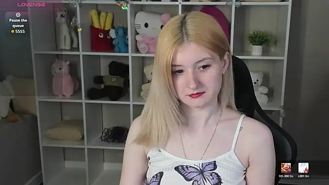 Diiana Daviis online show from 05-29-26, 01:03
