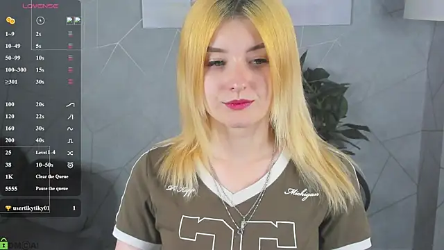 Snapshot of Diiana_Daviis chatting on 07-14-26, 01:52 Diiana Daviis online show from 07-14-26, 01:52