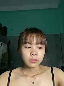 Snapshot of Cry_sexy chatting on 05-16-26, 07:34 Cry sexy online show from 05-16-26, 07:34