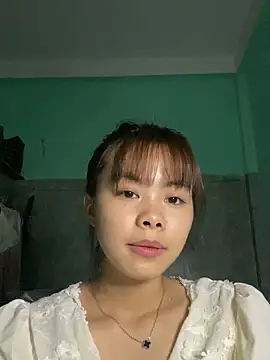 Snapshot of Cry_sexy chatting on 05-16-26, 07:56 Cry sexy online show from 05-16-26, 07:56