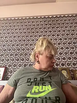 AnastasiaGrey777 online show from 05-27-26, 08:00