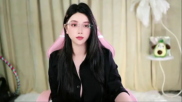 Snapshot of Miracle-SS chatting on 05-24-26, 11:37 Miracle-SS online show from 05-24-26, 11:37