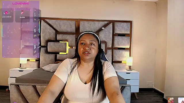 Rachell Carter online show from 05-15-26, 04:19