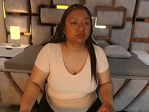 Rachell Carter online show from 05-17-26, 03:59