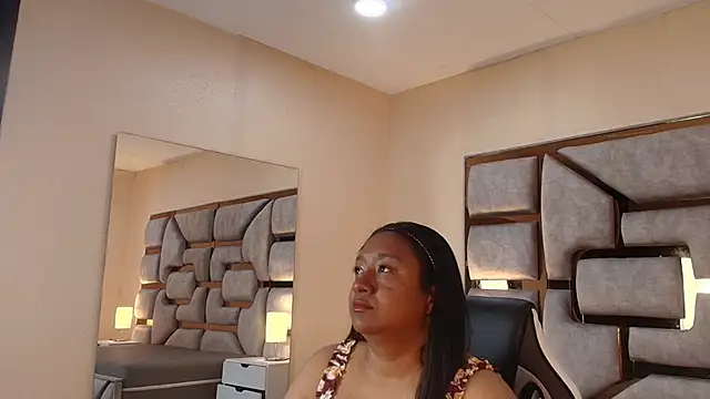 Rachell Carter online show from 05-20-26, 04:29