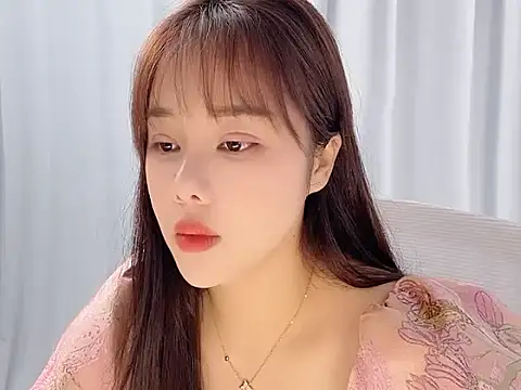 Snapshot of Qingqing19 chatting on 05-15-26, 01:56 Qingqing19 online show from 05-15-26, 01:56