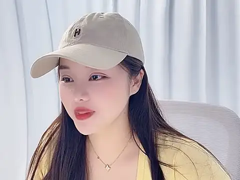 Snapshot of Qingqing19 chatting on 05-16-26, 02:27 Qingqing19 online show from 05-16-26, 02:27