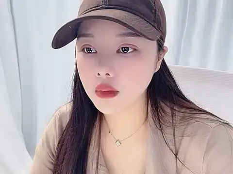 Snapshot of Qingqing19 chatting on 05-22-26, 02:19 Qingqing19 online show from 05-22-26, 02:19